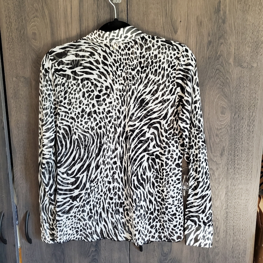 Beautiful! ERIN by Erin London~Black White Zebra 🦓 Blouse Button Sequins Size S - Picture 5 of 8